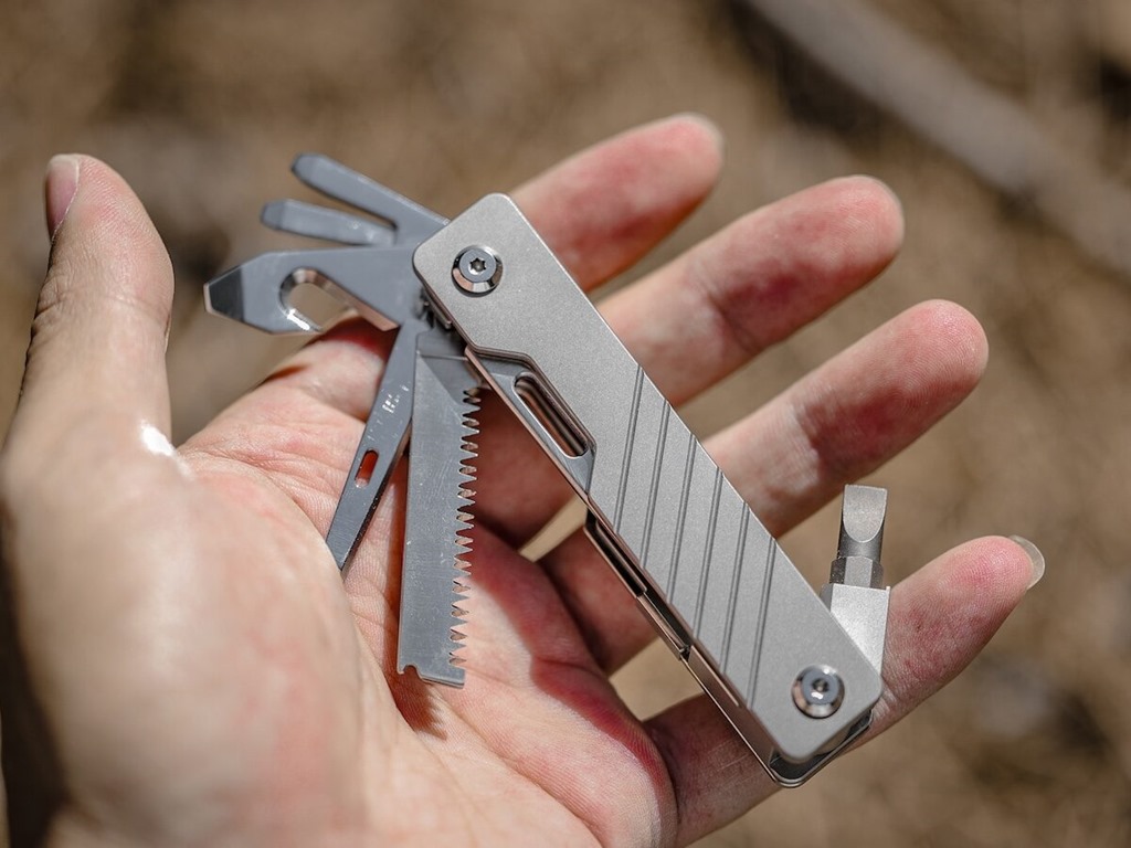 ZEN-The-Ultimate-Customizable-Modular-Multi-Tool-01-1200x900