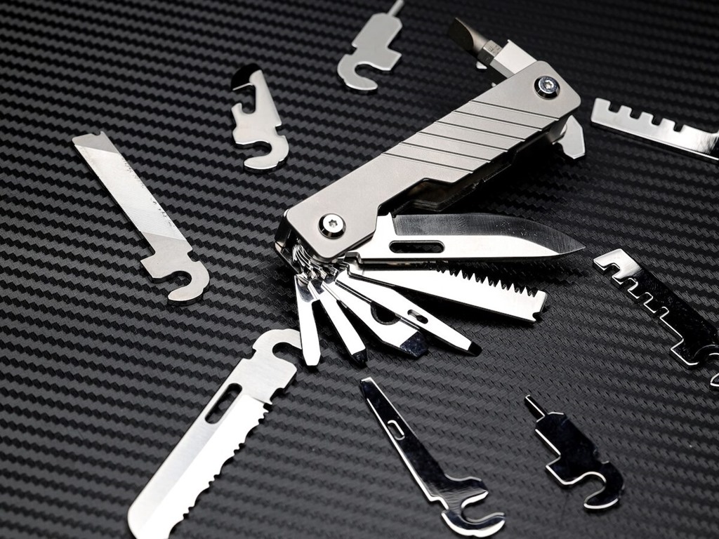 ZEN-The-Ultimate-Customizable-Modular-Multi-Tool-08-1200x900