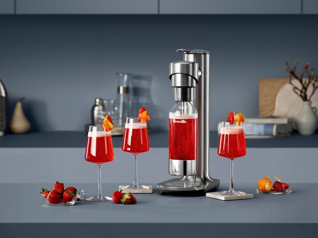 Breville-the-InFizz-Fusion-Carbonated-Beverage-Maker-02-1200x901