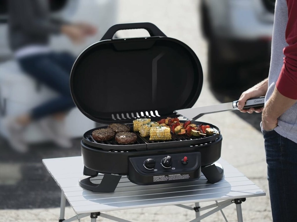 Coleman-RoadTrip-225-Portable-Tabletop-Propane-Grill-01-1200x899